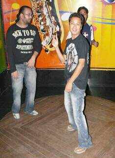 DJ Amit's b'day bash