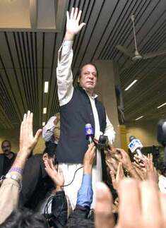 Nawaz Sharif arrives in Pakistan