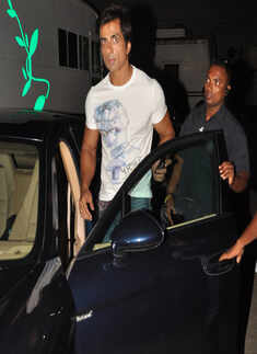 Happy New Year: On the sets