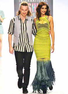 Sonam walks for Mark Fast