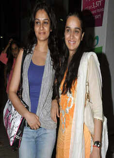 Gori Tere Pyaar Mein: Screening