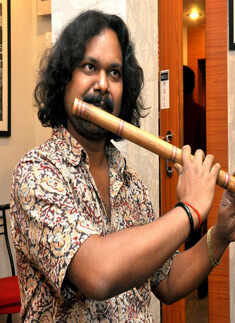 Kendraka's live performance