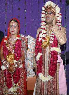 Mansi weds Anshu