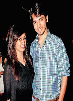 Party peeps at Lalit Ashok