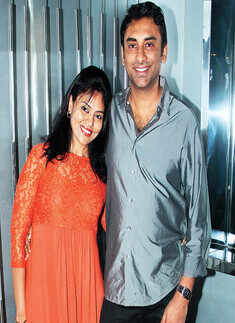 PYTs and hot hunks @ a party