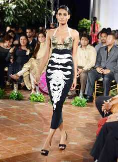 Aditi walks for Spanish show