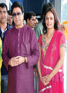 Raj Thackeray visits Pune