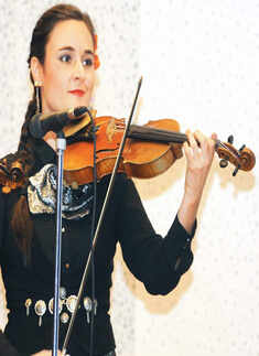 Flor De Toloache @ American Centre