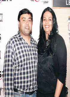 Sachin and Gauri Chaphekar hosts a party