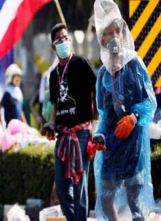 Protest clashes shake Thai capital