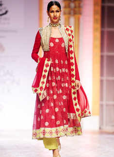IBFW '13: Meera & Muzaffar Ali
