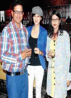 Golfers at M&ouml;venpick Hotel & Spa Bangalore