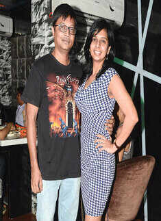 Get-together party at Pub Illusions