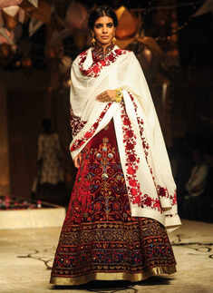IBFW '13: Grand Finale: Rohit Bal