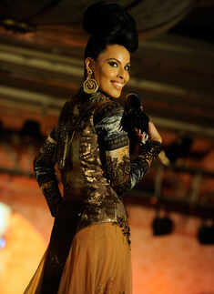 Shilpa walks for Rohit Verma