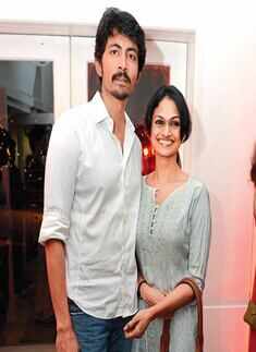 Socialites at a boutique launch