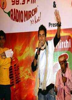 Radio Mirchi RJ Hunt 