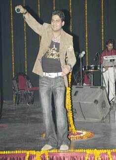 Kalyani & Harshit's performance