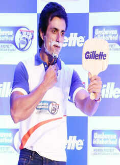 Soha, Sonu @ Promotional event