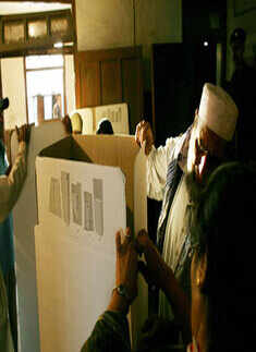 Poll in Pak