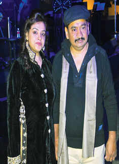 Bela Badhalia hosts an event