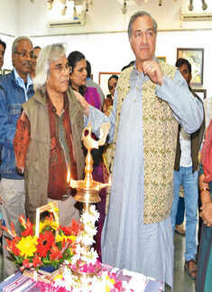 Exhibition at Pritam Laal Dua art gallery