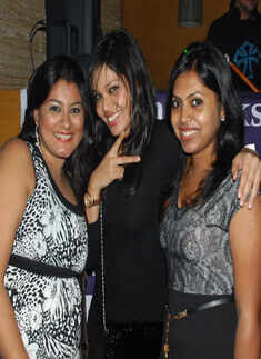 New Year party at Lalit Ashok