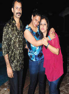 Kochi rings in New Year 2014