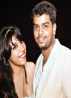 Atmosphere 6 celebrates New Year