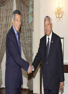 Thailand's PM in Singapore 