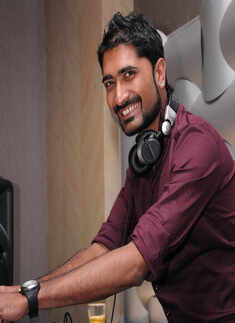 DJ Sameer at Bling