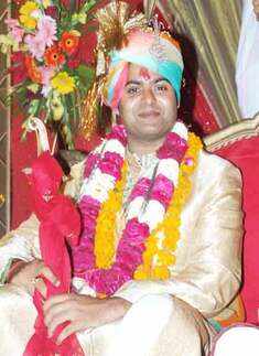 Tekari's wedding party