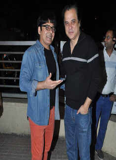 Salman watches Sholay 3D