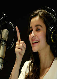 Alia Bhatt turns Singer