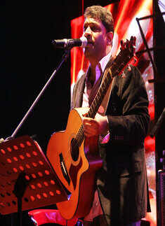 Devan's live in concert