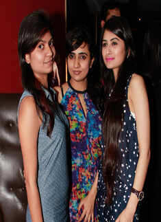 Bollywood masti at i-Bar