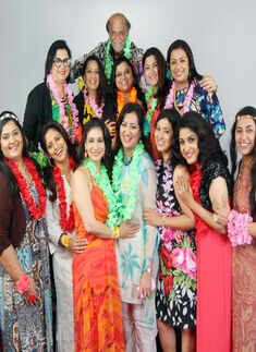 Veteran stars of the 80's reunite