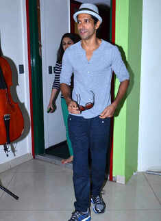 Farhan at Radio Mirchi