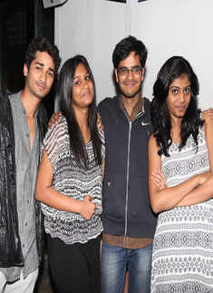 Saturday night fever at i-Bar