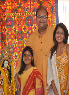 Tollywood celebs celebrate Saraswati Puja