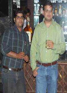 Akshay's wedding anniversary