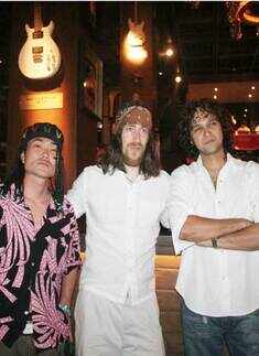 Performance at Hard rock