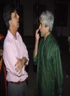 Sinha's 25th wedding anniv.