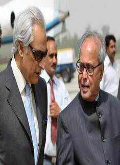 Pranab to meet Musharraf