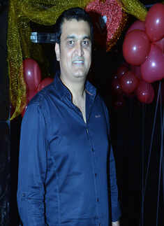 Valentine's day party at Illusions