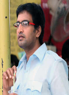 Idhu Kathirvelan Kadhal