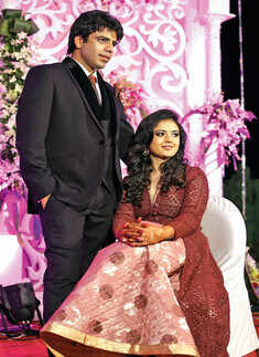 Veronica Linjara, Prayag Haswani got engaged