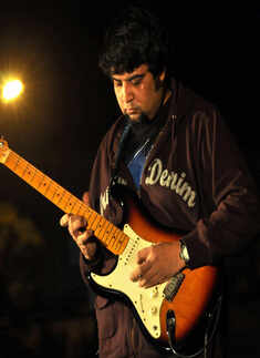 Rock music lovers under one roof