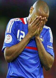 Euro: Netherlands rout France