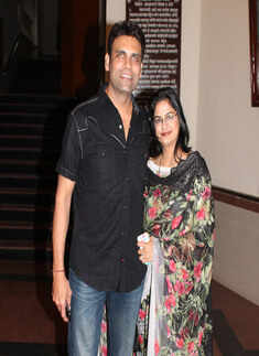 Marathi play Hasva Fasvi in Nagpur 